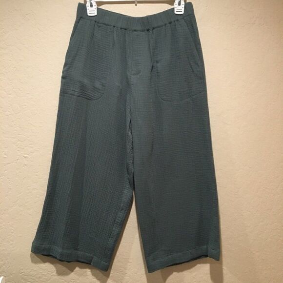 Lisa Rinna Green Pull on pants wide leg cropped XS - Picture 3 of 6